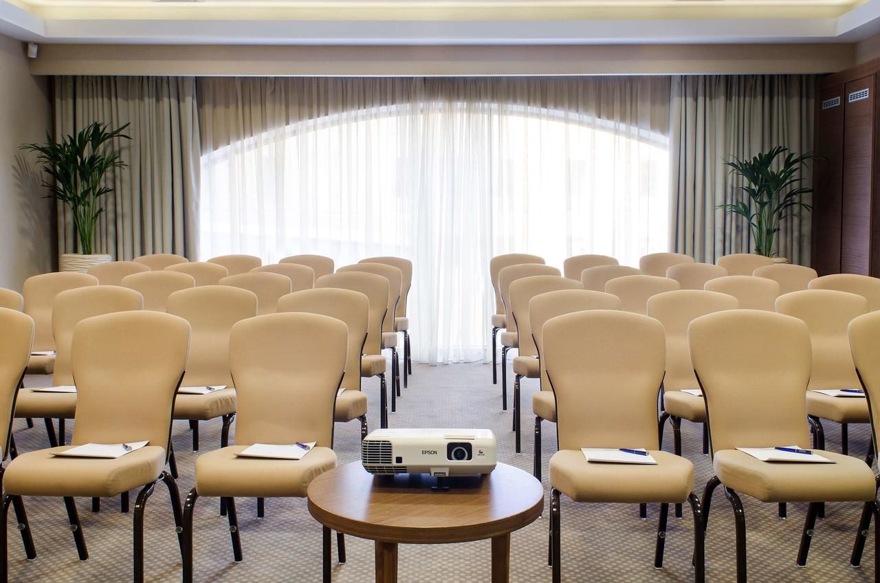 Отель Radisson Blu Hotel, Kyiv Podil City Centre Киев-46