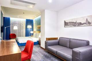 Отель Radisson Blu Hotel, Kyiv Podil City Centre Киев Полулюкс-3