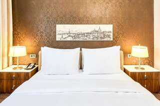 Отель Radisson Blu Hotel, Kyiv Podil City Centre Киев Двухместный номер «Премиум» с 1 кроватью-3