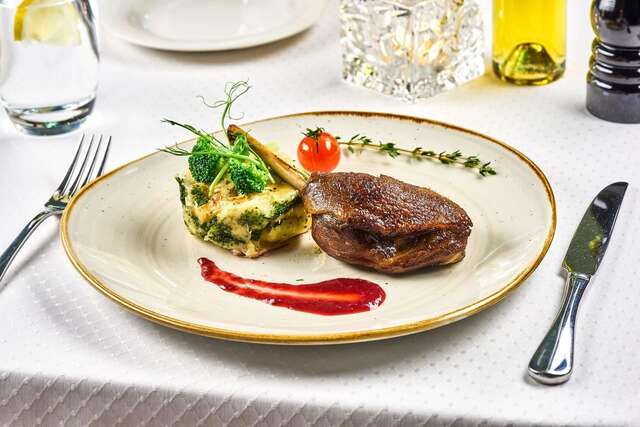 Отель Radisson Blu Hotel, Kyiv Podil City Centre Киев-42