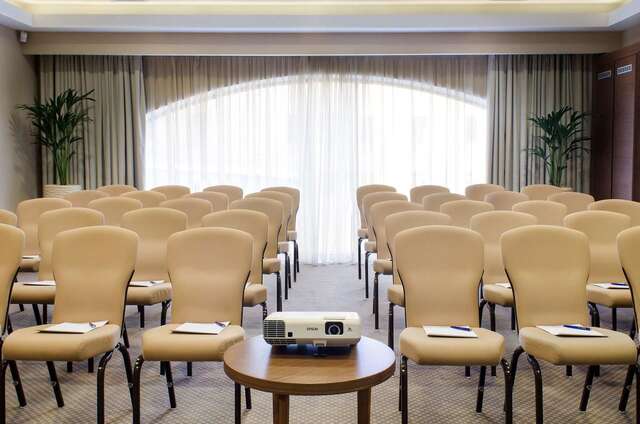 Отель Radisson Blu Hotel, Kyiv Podil City Centre Киев-45